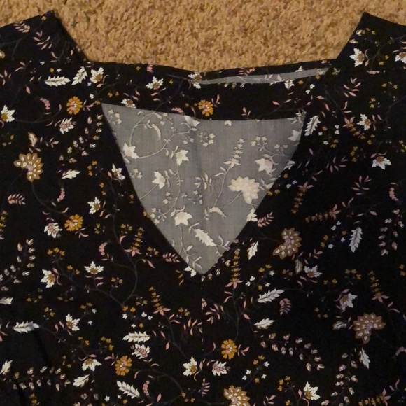 GAP black flowered dress-Size Small - Picture 3 of 5